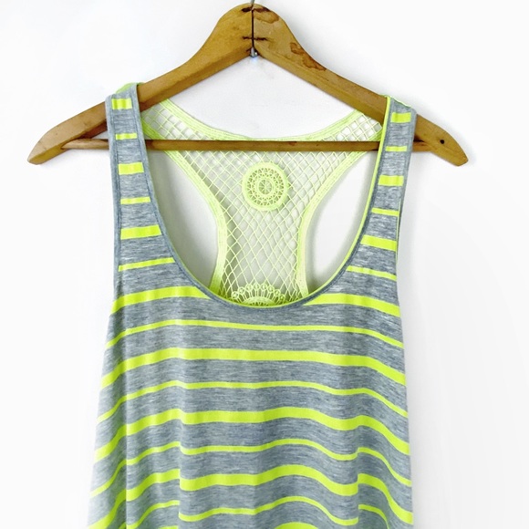 Almost Famous Stripe Crochet Lace Racerback Tank Top Shark Bite Hem Gray Lime L - Picture 4 of 13
